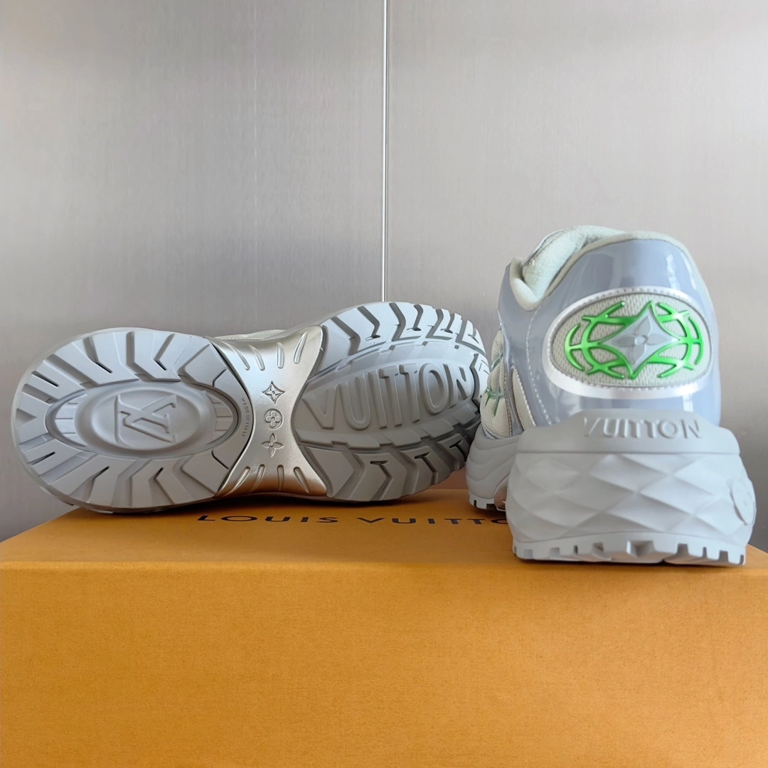 OOBB-- 8V 1ABZ3P Discovery cowhide Thick soles：5.5CM item:E-X000D1039